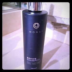 NWT/never opened MONAT Revive Shampoo